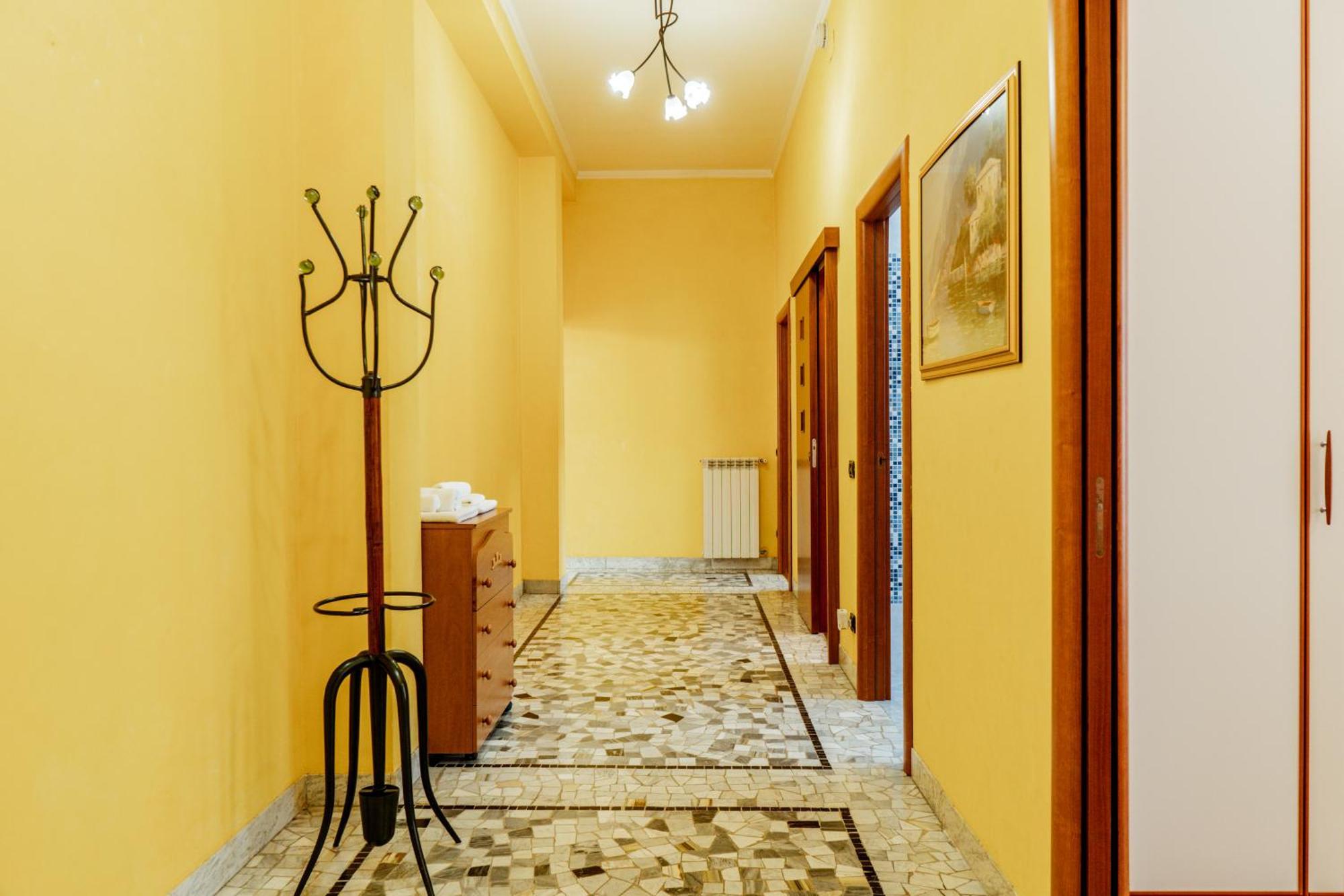 Luxe Apartment Near Milano, Rho Fiera E Mxp Busto Arsizio Exterior foto