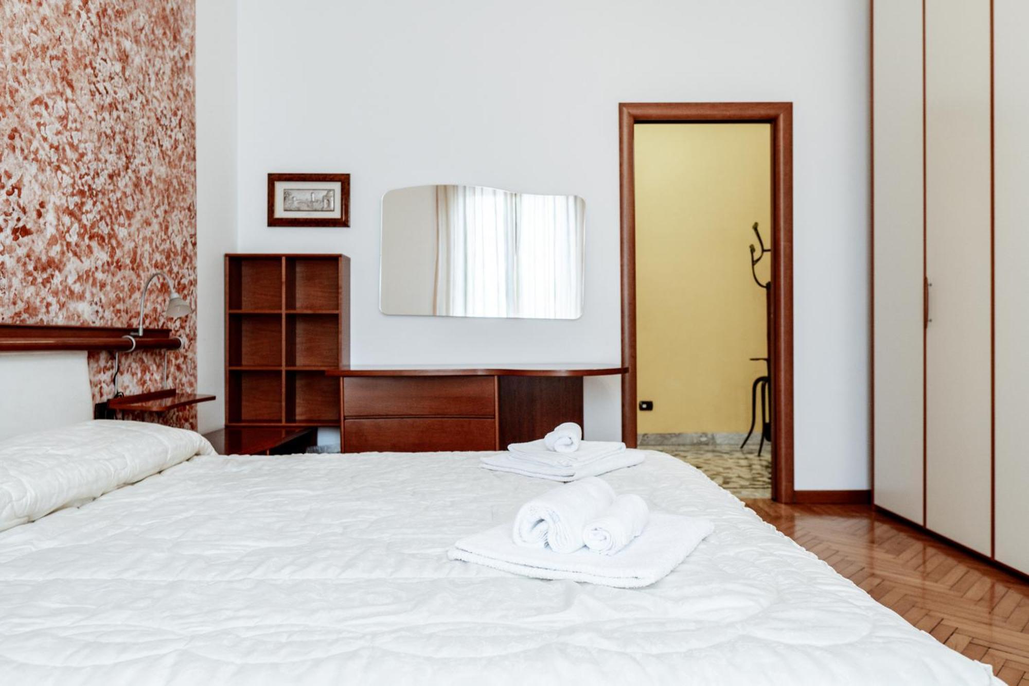 Luxe Apartment Near Milano, Rho Fiera E Mxp Busto Arsizio Exterior foto