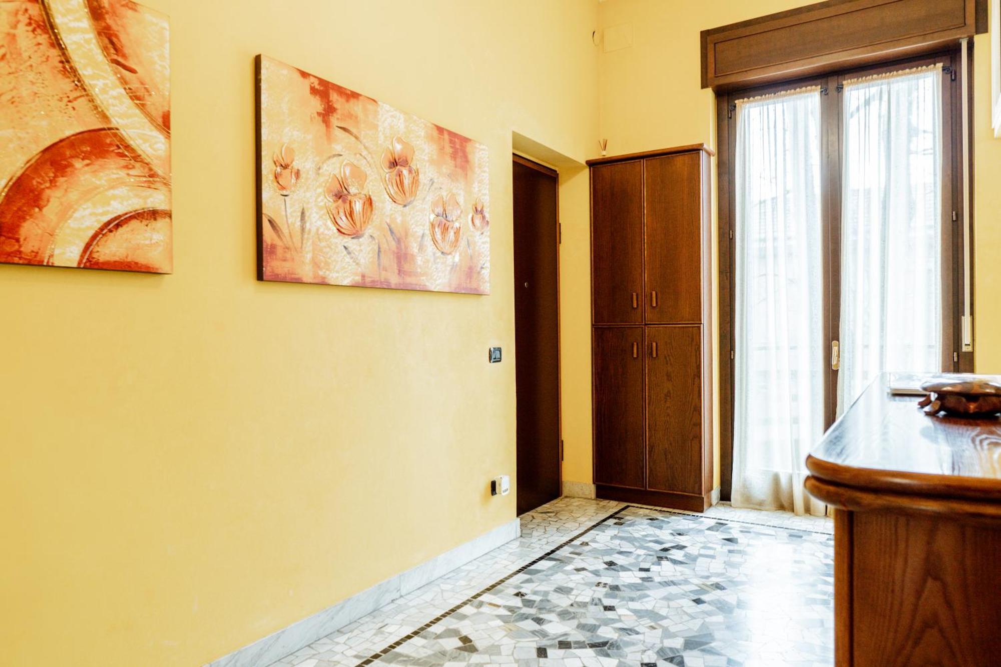 Luxe Apartment Near Milano, Rho Fiera E Mxp Busto Arsizio Exterior foto
